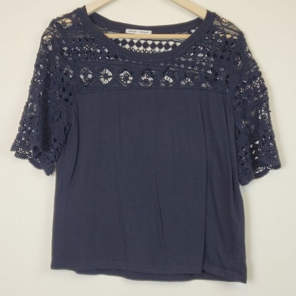 Threads for Thought Women's Black Crochet Lace Top Size Medium - Picture 1 of 10